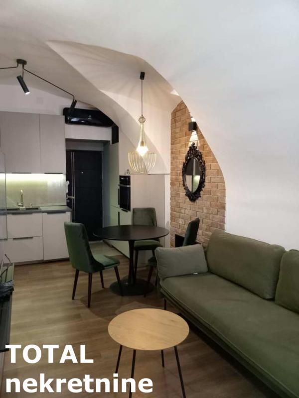 Glavna slika -Stan,PETROVARADIN,GRADIC,kv: 30.00, € 121540, ID: 1098927