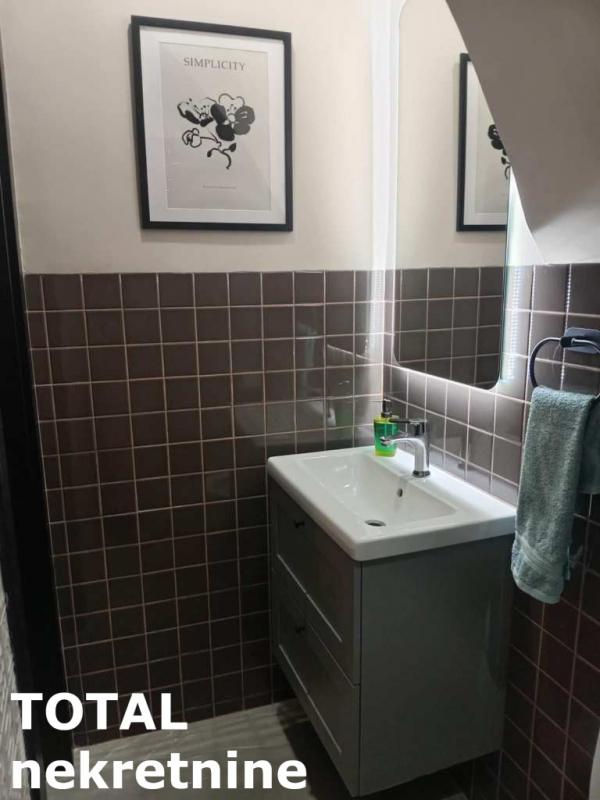 Slika 10 - Stan,PETROVARADIN,GRADIC,kv: 30.00, € 121540, ID: 1098927