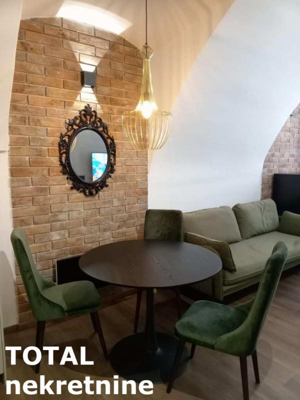 Slika 5 - Stan,PETROVARADIN,GRADIC,kv: 30.00, € 121540, ID: 1098927