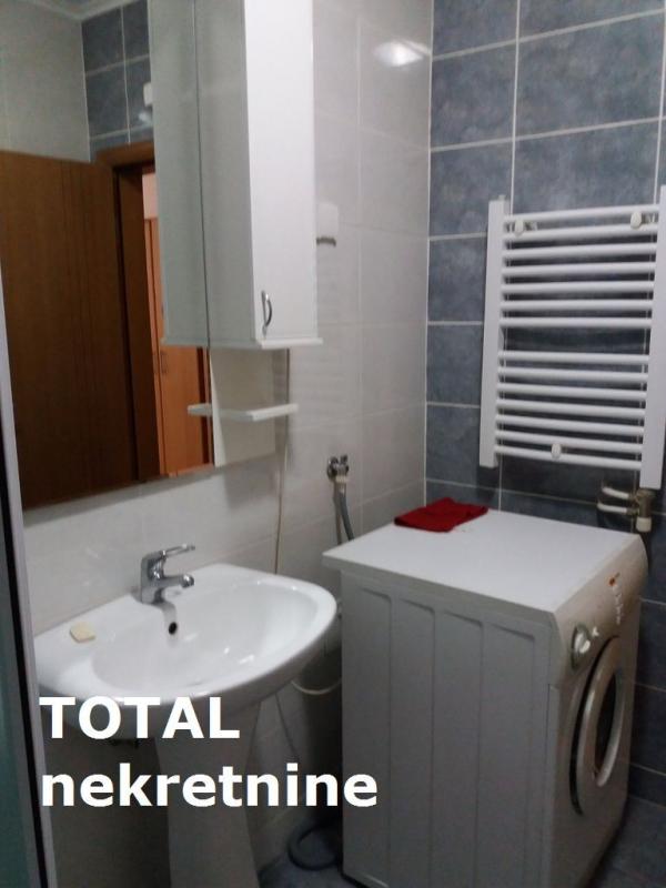 Slika 6 - Stan,NOVI SAD,BULEVAR EVROPE,kv: 32.00, € 98880, ID: 1091764