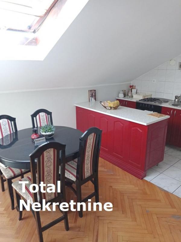 Slika 3 - Stan,NOVI SAD,BULEVAR,kv: 48.00, € 97850, ID: 1095654