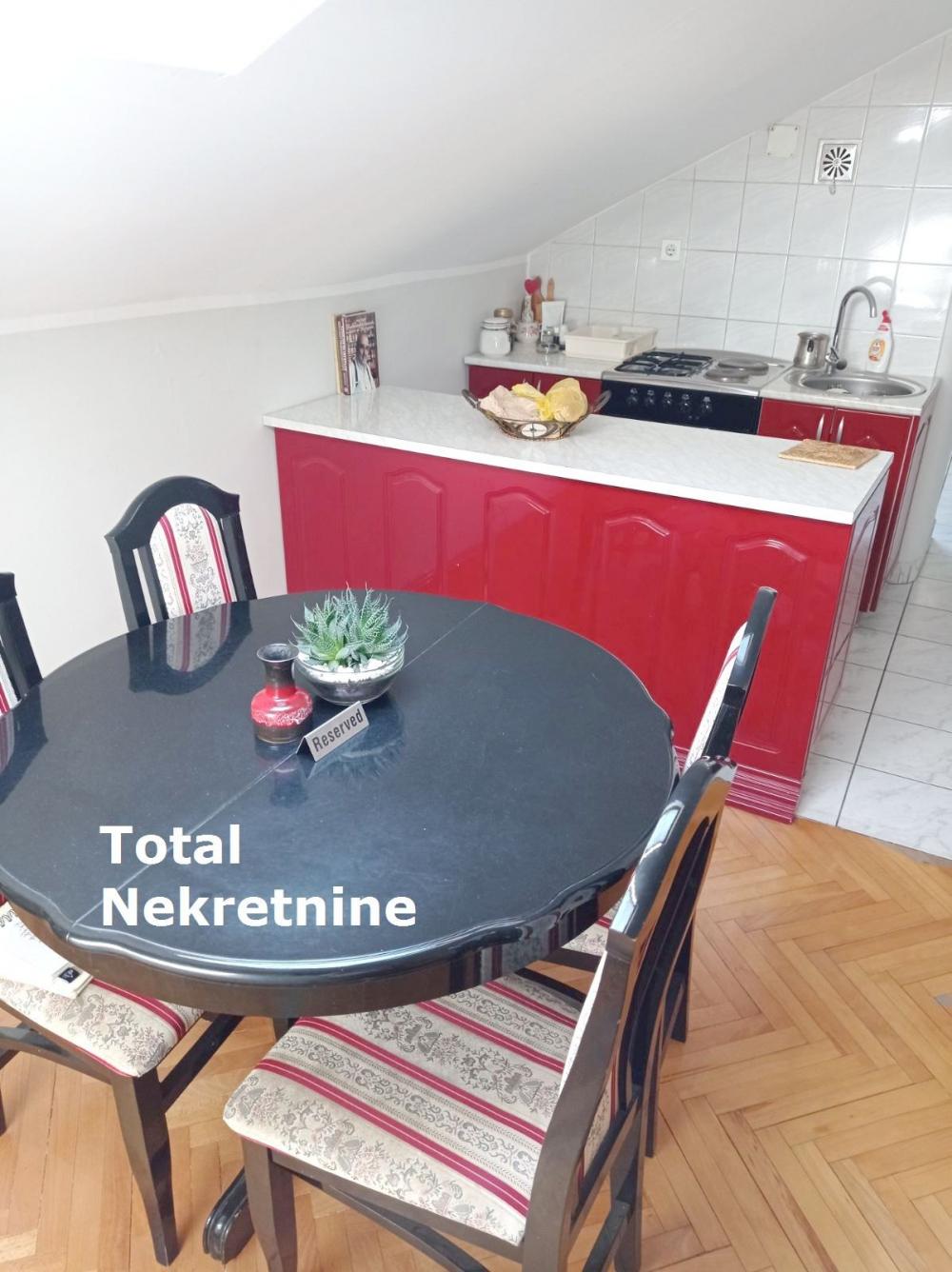 Slika 2 - Stan,NOVI SAD,BULEVAR,kv: 48.00, € 97850, ID: 1095654
