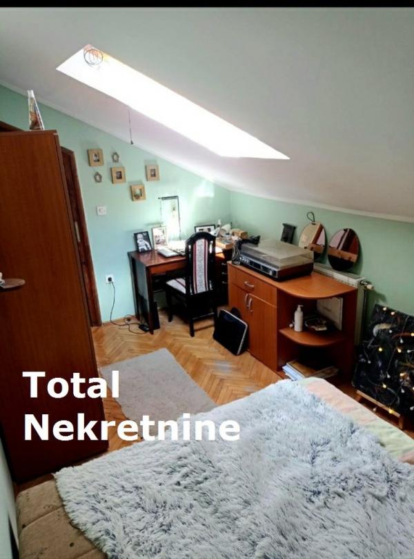 Slika 6 - Stan,NOVI SAD,BULEVAR,kv: 48.00, € 97850, ID: 1095654