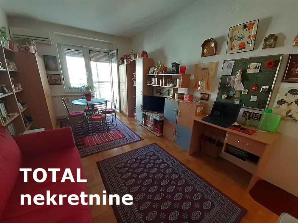 Slika 4 - Stan,NOVI SAD,CENTAR,kv: 30.00, € 103000, ID: 1092469