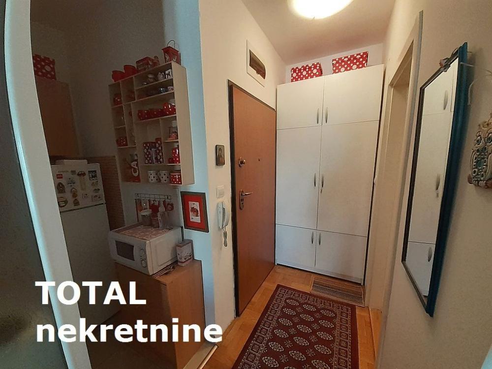 Slika 8 - Stan,NOVI SAD,CENTAR,kv: 30.00, € 103000, ID: 1092469