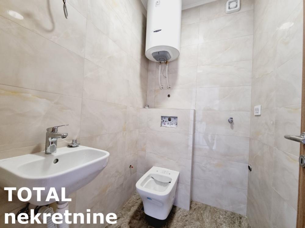 Slika 11 - Stan,PETROVARADIN,ALIBEGOVAC,kv: 92.00, € 165830, ID: 1098415