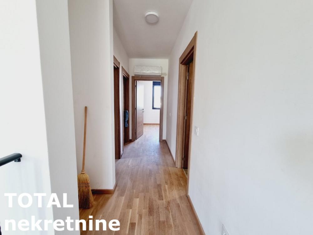 Slika 10 - Stan,PETROVARADIN,ALIBEGOVAC,kv: 92.00, € 165830, ID: 1098415