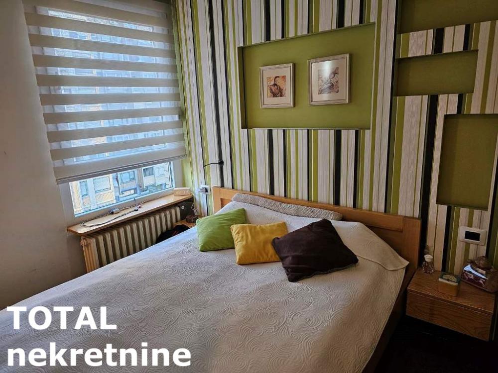 Slika 10 - Stan,NOVI SAD,BULEVAR,kv: 74.00, € 206000, ID: 1097343