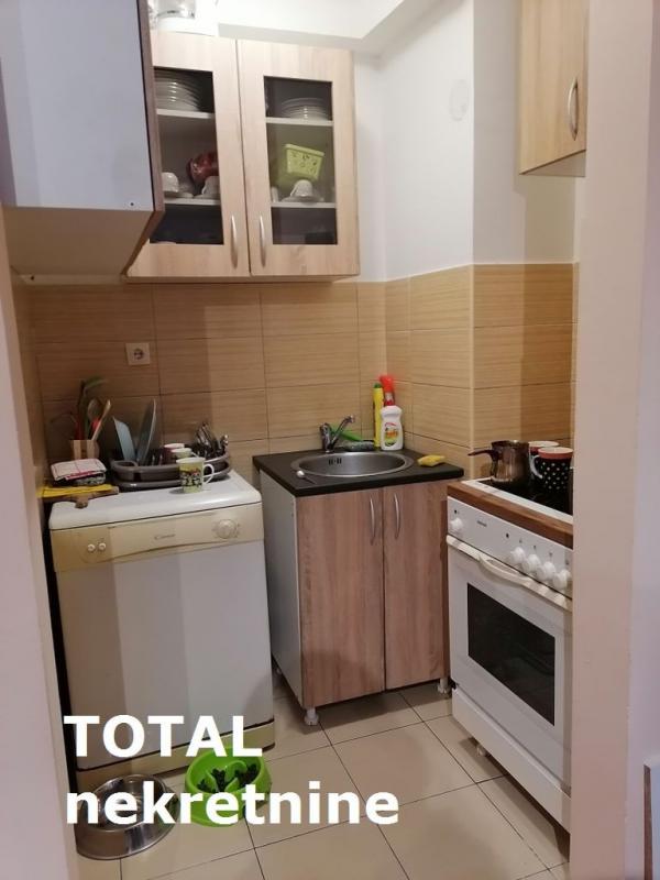 Slika 7 - Stan,PETROVARADIN,CENTAR,kv: 68.00, € 133900, ID: 1092872