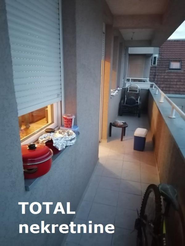 Slika 8 - Stan,PETROVARADIN,CENTAR,kv: 68.00, € 133900, ID: 1092872