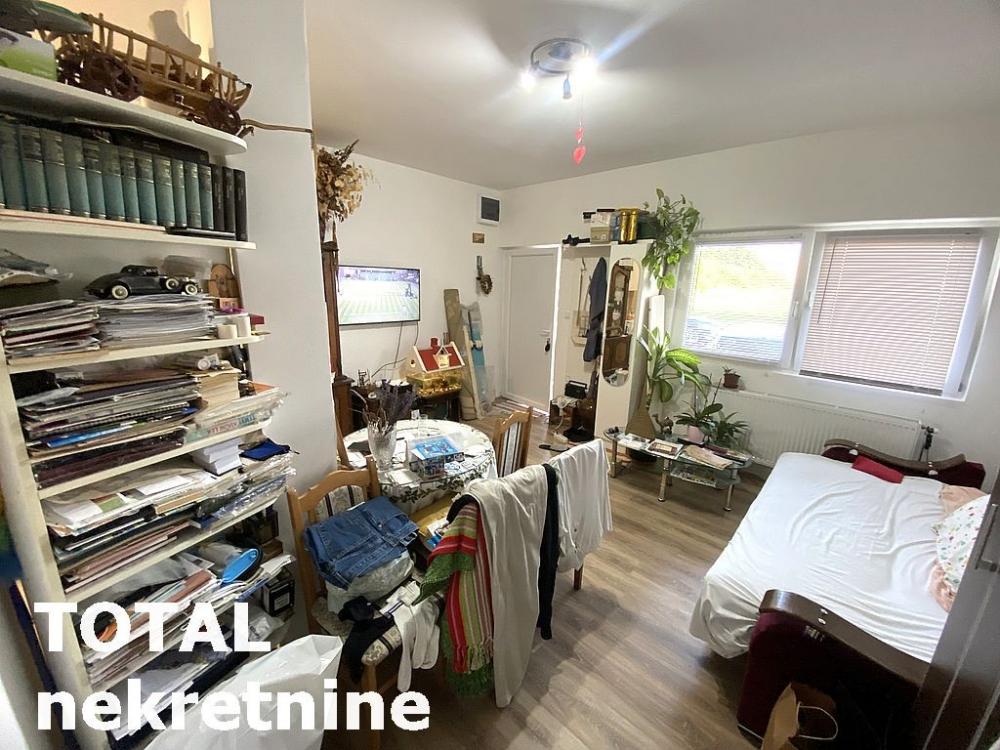 Slika 3 - Stan,NOVI SAD,ADICE,kv: 27.00, € 46350, ID: 1096373