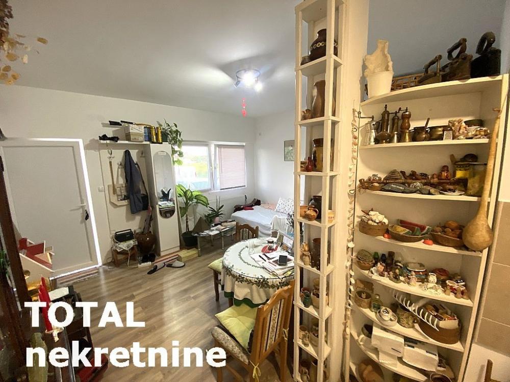 Slika 2 - Stan,NOVI SAD,ADICE,kv: 27.00, € 46350, ID: 1096373