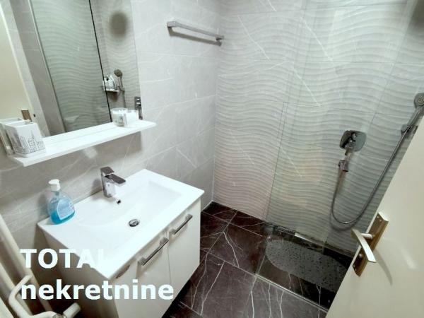 Slika 3 - Stan,NOVI SAD,CENTAR,kv: 64.00, € 226600, ID: 1086145