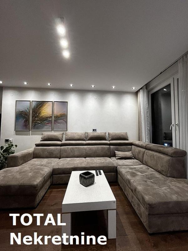 Slika 2 - Stan,NOVI SAD,BULEVAR EVROPE,kv: 103.00, € 360500, ID: 1094820