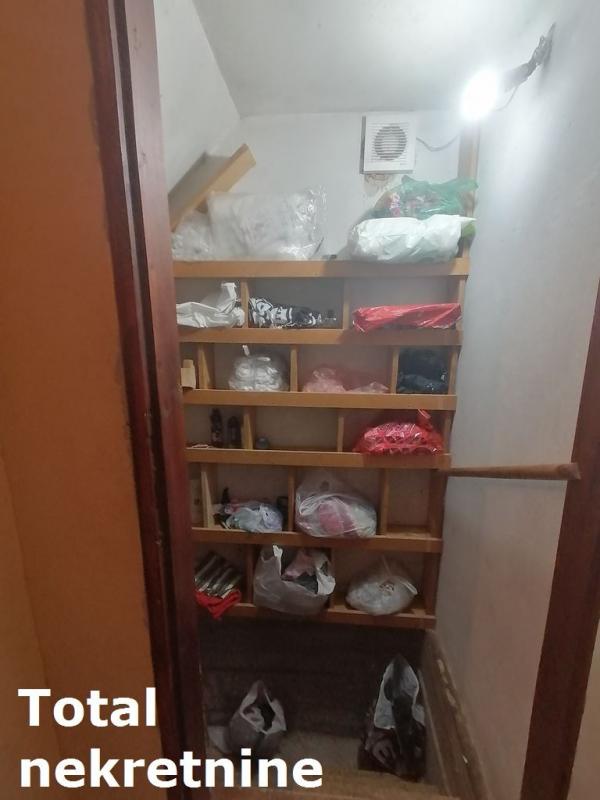 Slika 9 - Stan,NOVI SAD,ADICE,kv: 122.00, € 113300, ID: 1094257