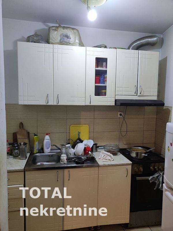 Slika 4 - Stan,PETROVARADIN,CENTAR,kv: 65.00, € 123600, ID: 1092882