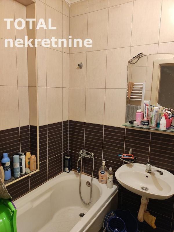 Slika 9 - Stan,PETROVARADIN,CENTAR,kv: 65.00, € 123600, ID: 1092882