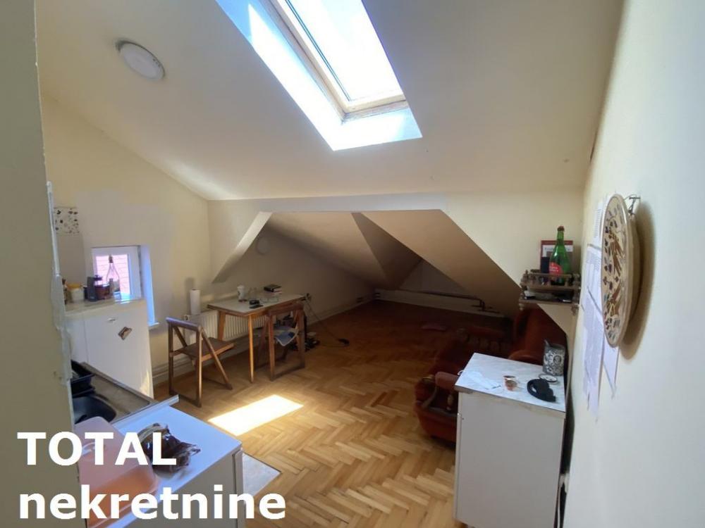 Slika 3 - Stan,NOVI SAD,CENTAR,kv: 30.00, € 77250, ID: 1072245