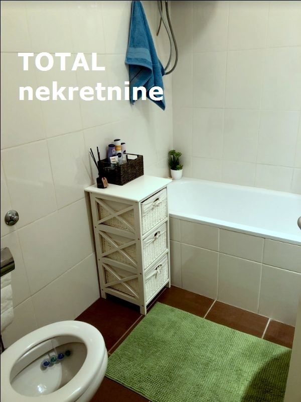 Slika 9 - Stan,NOVI SAD,GRBAVICA,kv: 79.00, € 170880, ID: 1064431