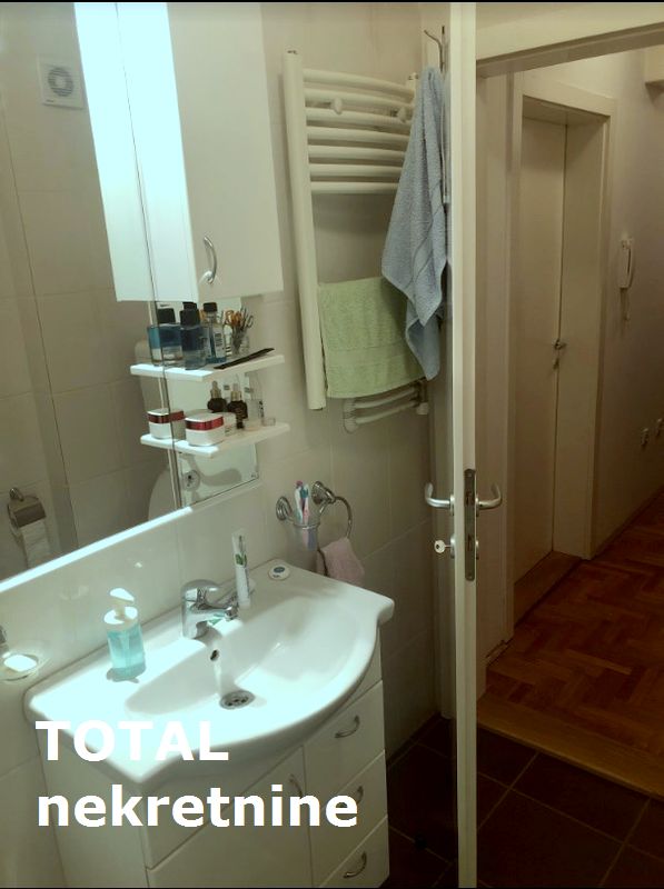 Slika 10 - Stan,NOVI SAD,GRBAVICA,kv: 79.00, € 170880, ID: 1064431