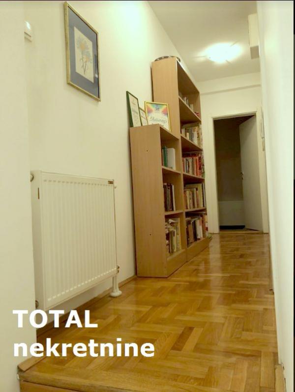 Slika 8 - Stan,NOVI SAD,GRBAVICA,kv: 79.00, € 170880, ID: 1064431