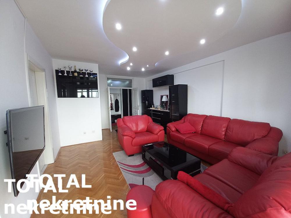 Slika 2 - Stan,NOVI SAD,BULEVAR,kv: 101.00, € 257500, ID: 1093428