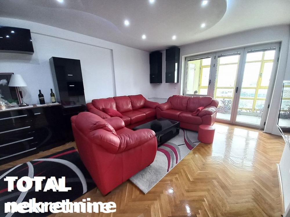 Slika 3 - Stan,NOVI SAD,BULEVAR,kv: 101.00, € 257500, ID: 1093428