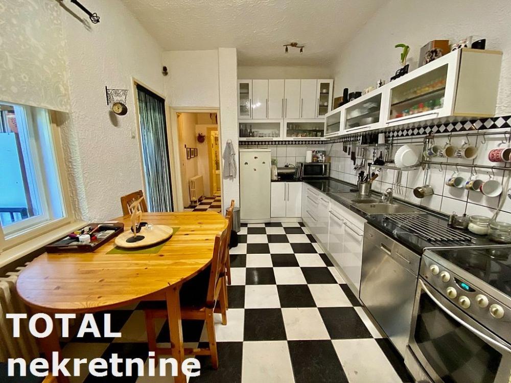 Slika 7 - Stan,NOVI SAD,CENTAR,kv: 120.00, € 267800, ID: 1094114