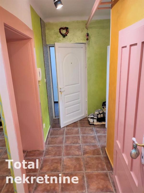 Slika 10 - Stan,NOVI SAD,CENTAR,kv: 61.00, € 133900, ID: 1093350