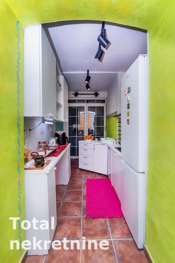 Slika 8 - Stan,NOVI SAD,CENTAR,kv: 61.00, € 133900, ID: 1093350