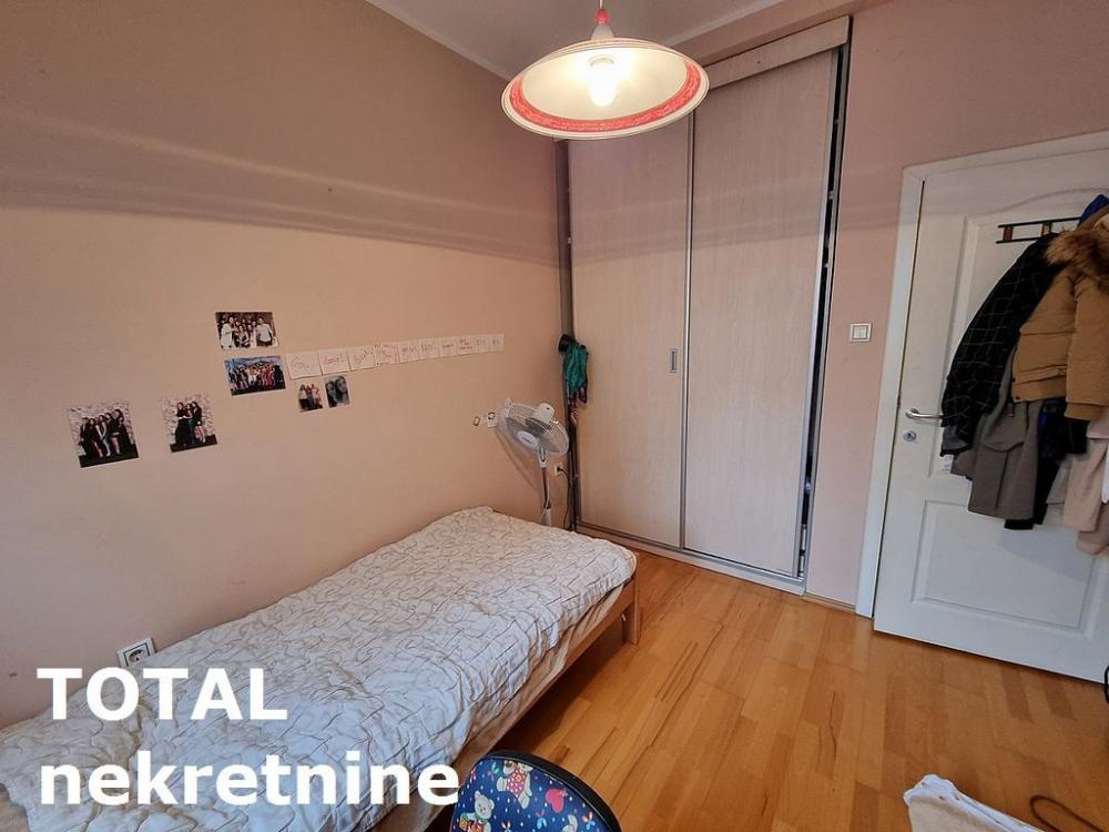 Slika 2 - Stan,NOVI SAD,CENTAR,kv: 69.00, € 185400, ID: 1093091