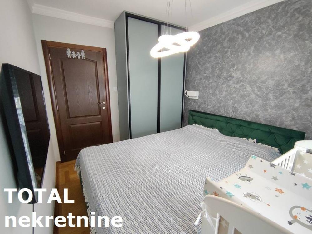 Slika 5 - Stan,NOVI SAD,CENTAR,kv: 49.00, € 155000, ID: 1094678
