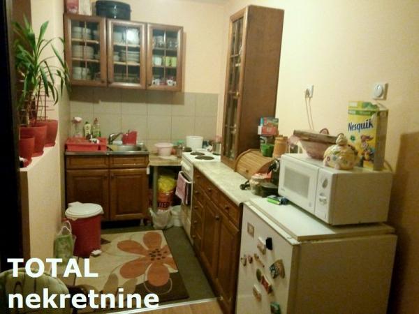 Slika 3 - Stan,PETROVARADIN,BLOK VILA,kv: 80.00, € 133900, ID: 1049880