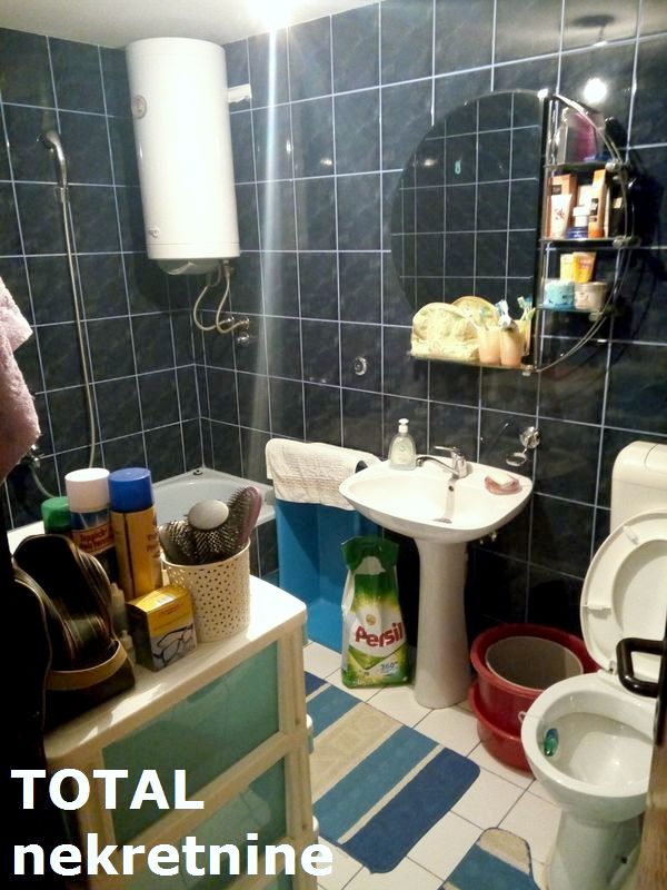 Slika 8 - Stan,PETROVARADIN,BLOK VILA,kv: 80.00, € 133900, ID: 1049880