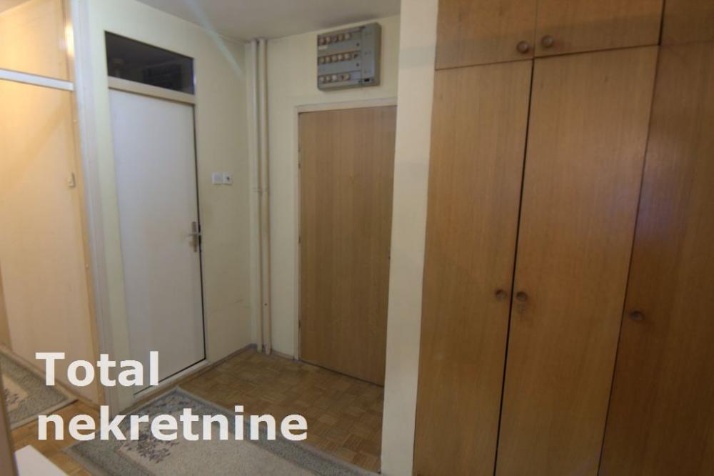 Slika 9 - Stan,NOVI SAD,BULEVAR,kv: 91.00, € 247200, ID: 1093112