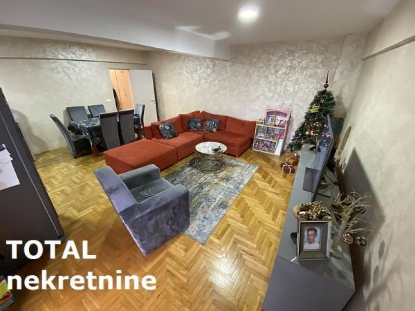 Glavna slika -Stan,NOVI SAD,BULEVAR EVROPE,kv: 87.00, € 195700, ID: 1090429