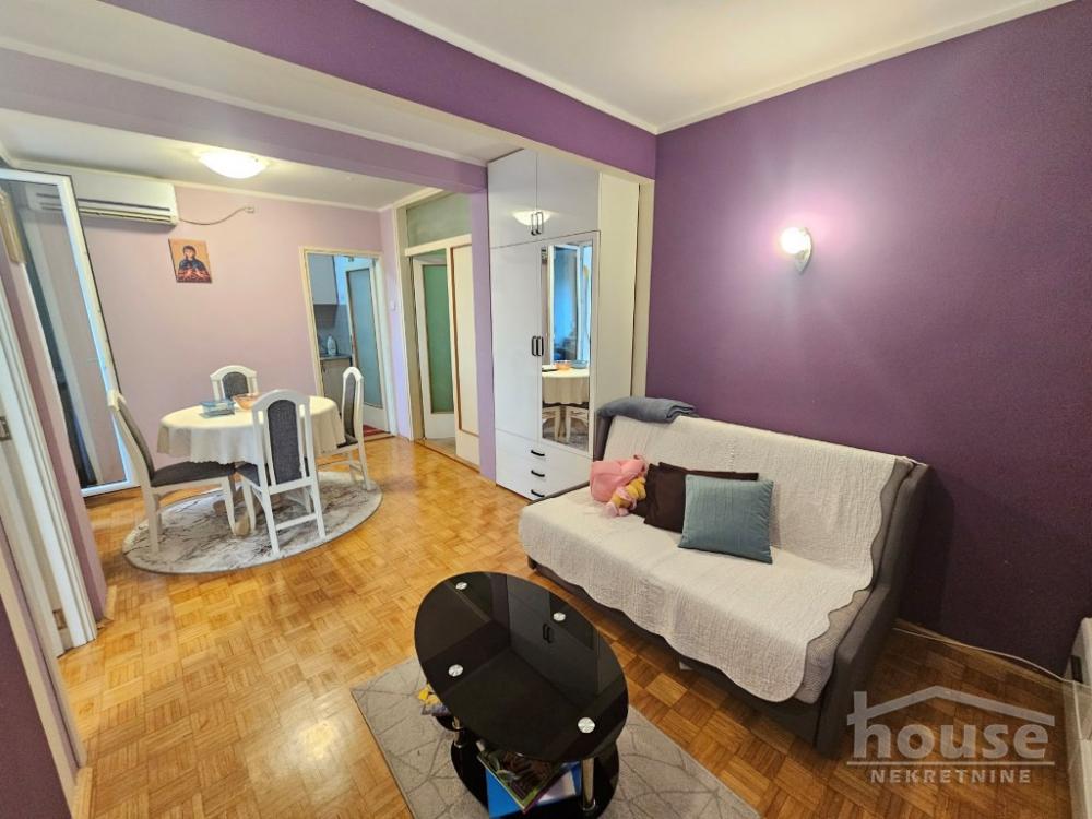 Slika 2 - Stan,NOVI SAD,BULEVAR,kv: 41.00, € 115000, ID: 1063821