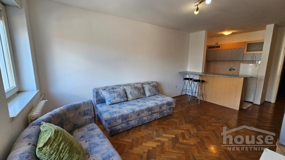 Slika 7 - Stan,NOVI SAD,CENTAR,kv: 29.00, € 105000, ID: 1064100