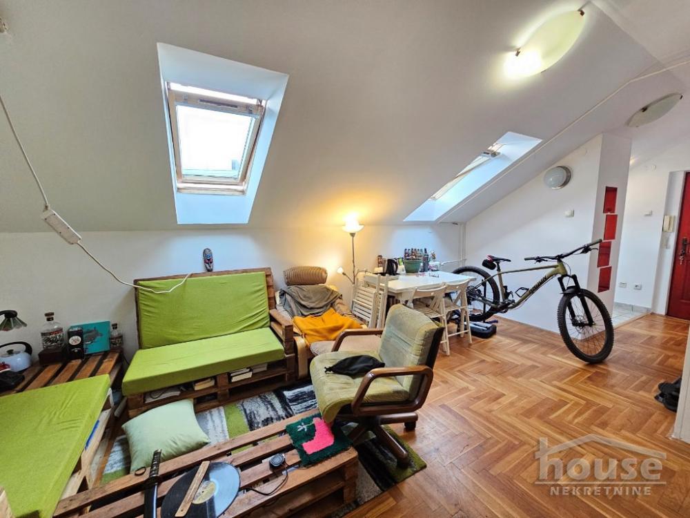 Glavna slika -Stan,NOVI SAD,BULEVAR,kv: 40.00, € 113300, ID: 1064120