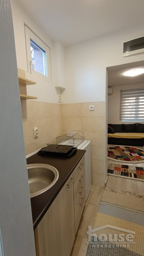 Slika 4 - Stan,NOVI SAD,ADAMOVIĆEVO NASELJE,kv: 22.00, € 66950, ID: 1063011