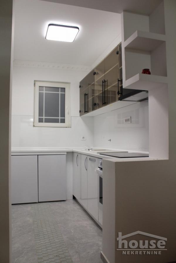 Slika 11 - Stan,NOVI SAD,GRBAVICA,kv: 100.00, € 193000, ID: 1063723