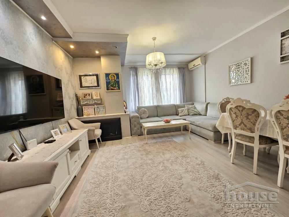 Slika 2 - Stan,NOVI SAD,SOCIJALNO,kv: 70.00, € 216300, ID: 1063446