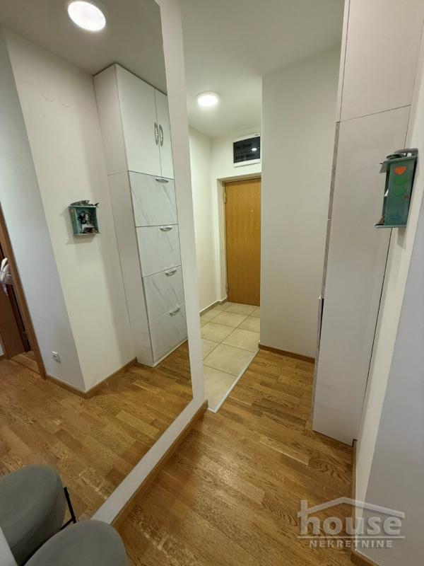 Slika 9 - Stan,NOVI SAD,GRBAVICA,kv: 49.00, € 146360, ID: 1064123