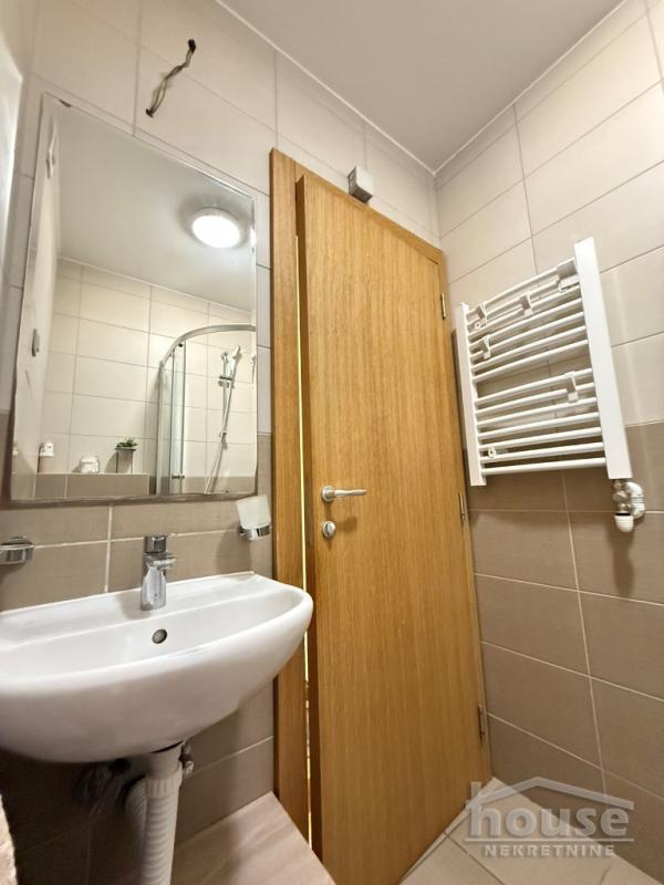 Slika 8 - Stan,NOVI SAD,GRBAVICA,kv: 49.00, € 146360, ID: 1064123