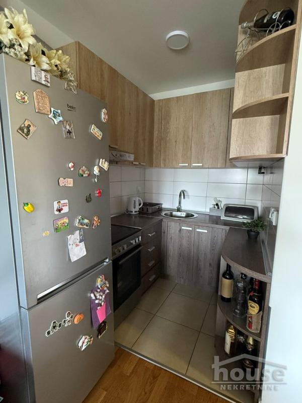 Slika 2 - Stan,NOVI SAD,GRBAVICA,kv: 49.00, € 146360, ID: 1064123