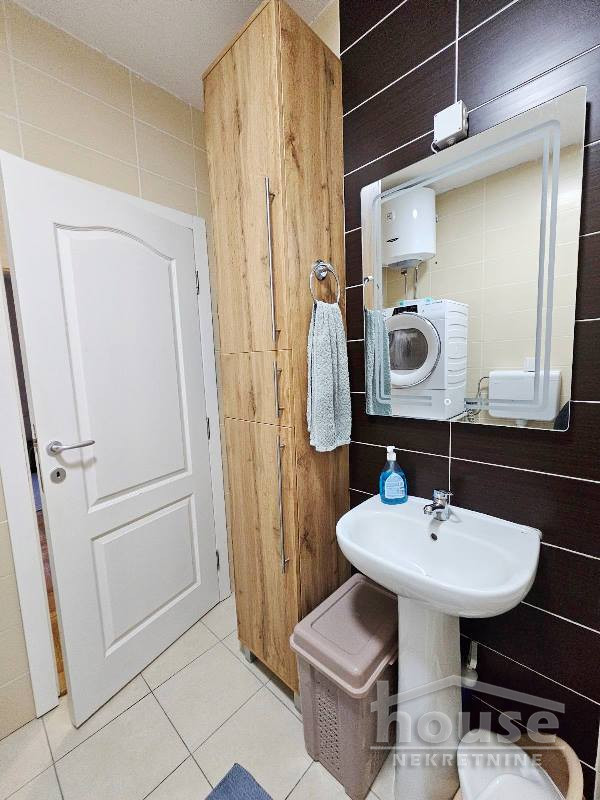 Slika 9 - Stan,NOVI SAD,ADICE,kv: 69.00, € 159650, ID: 1064105