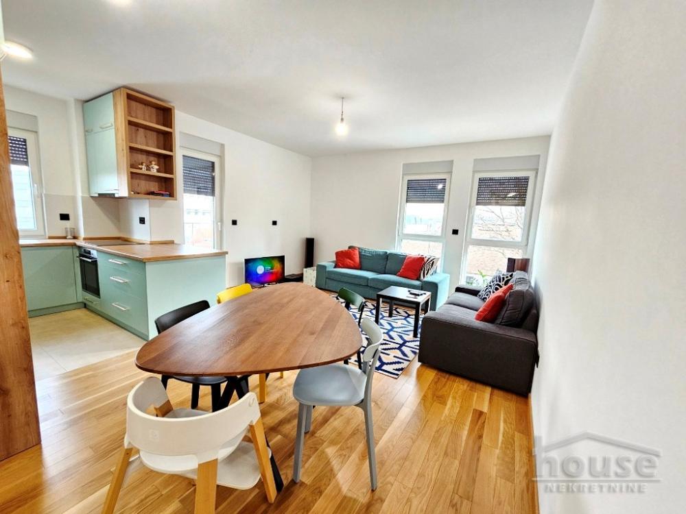 Slika 4 - Stan,NOVI SAD,BULEVAR EVROPE,kv: 85.00, € 221000, ID: 1063245