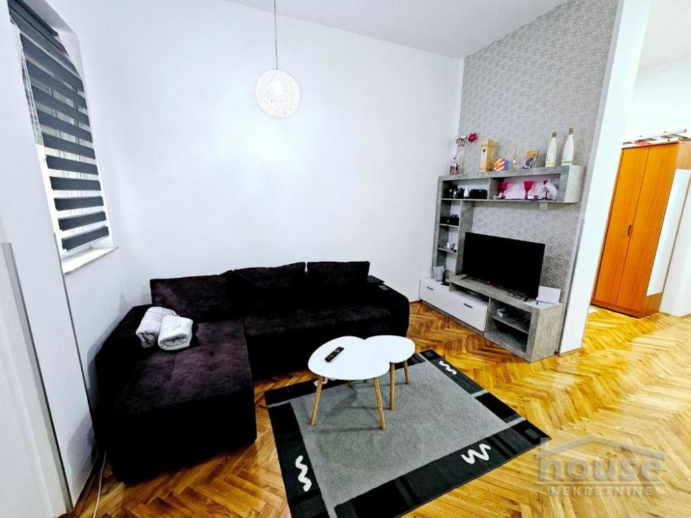 Slika 3 - Stan,NOVI SAD,GRBAVICA,kv: 51.00, € 122400, ID: 1063878