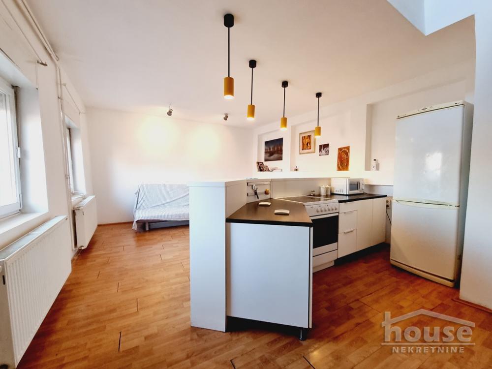 Slika 3 - Stan,PETROVARADIN,GRADIĆ,kv: 85.00, € 128750, ID: 1062667