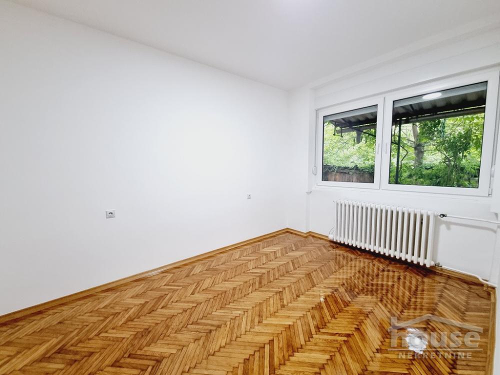 Slika 6 - Stan,NOVI SAD,GRBAVICA,kv: 52.00, € 140000, ID: 1063780